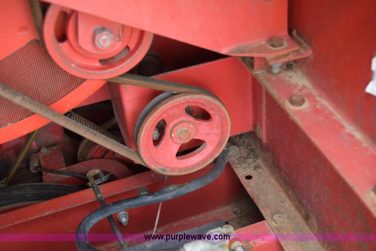 image for item E6358 Massey-Ferguson 860 combine
