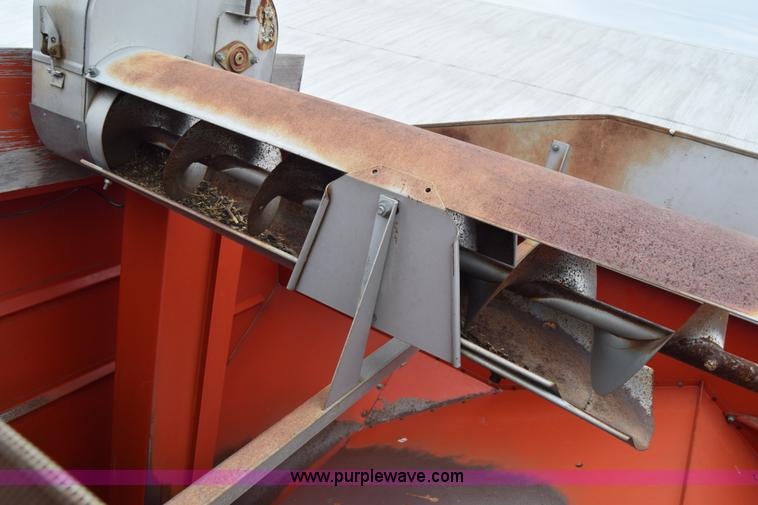 image for item E6358 Massey-Ferguson 860 combine