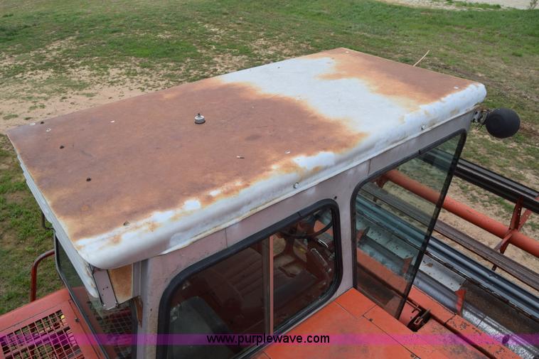 image for item E6358 Massey-Ferguson 860 combine