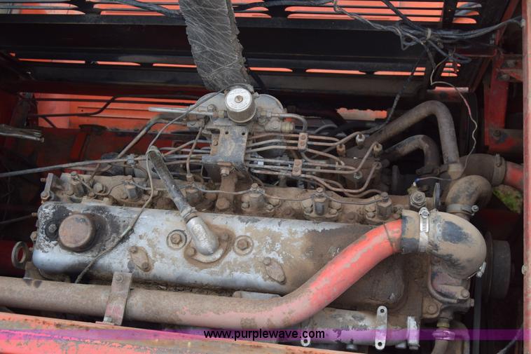 image for item E6358 Massey-Ferguson 860 combine