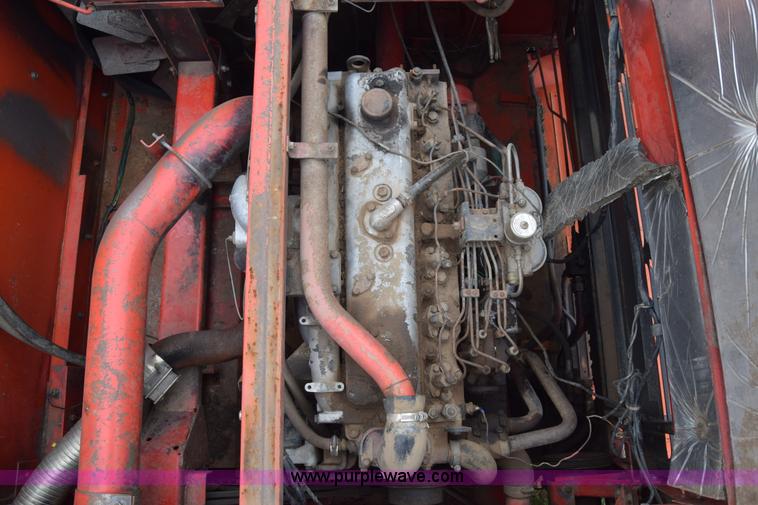 image for item E6358 Massey-Ferguson 860 combine