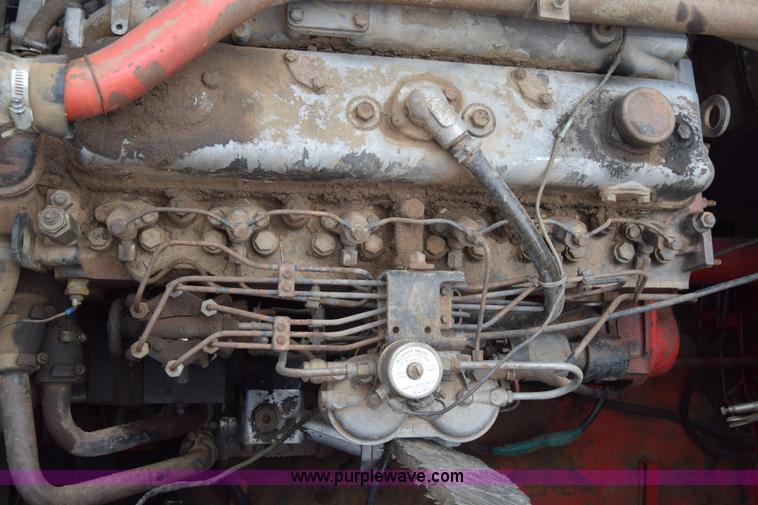 image for item E6358 Massey-Ferguson 860 combine