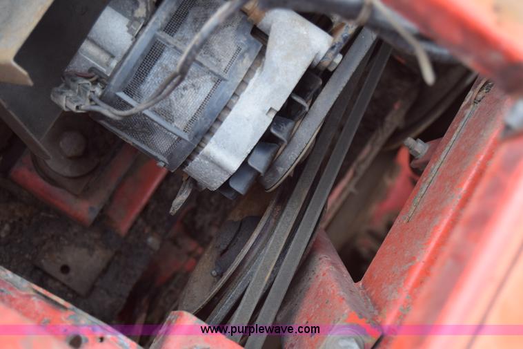 image for item E6358 Massey-Ferguson 860 combine