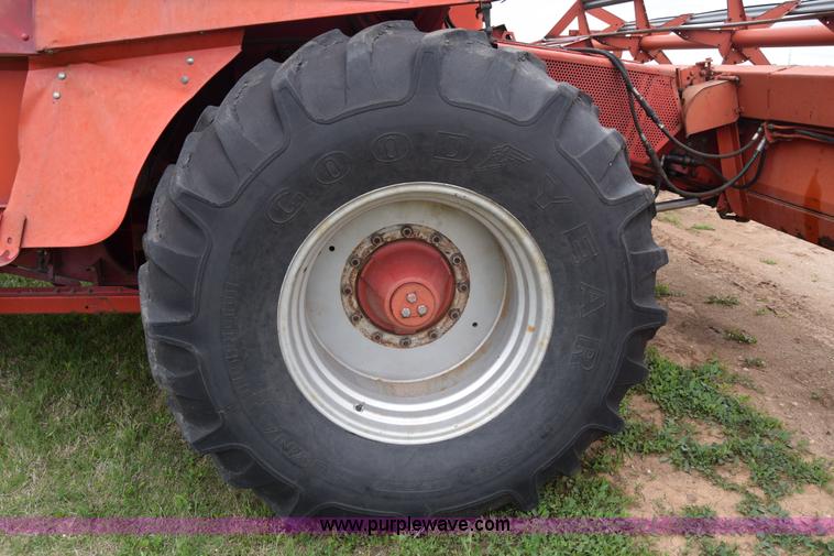 image for item E6358 Massey-Ferguson 860 combine