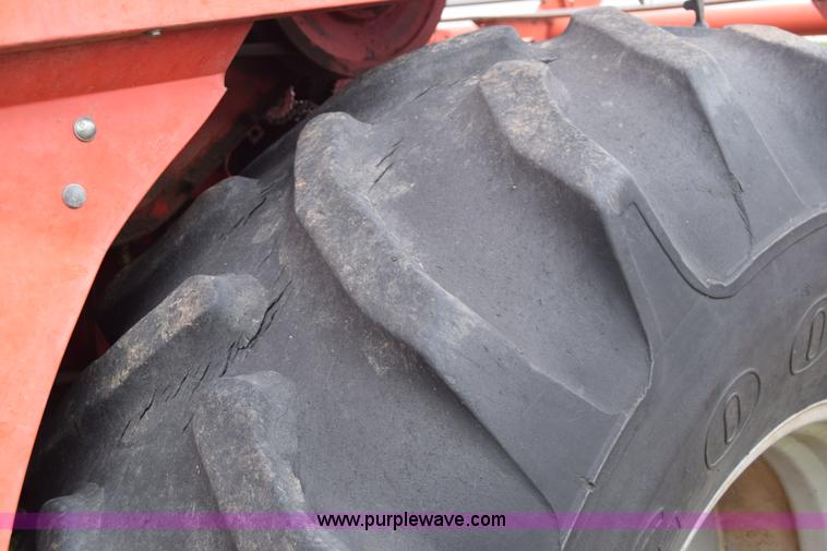 image for item E6358 Massey-Ferguson 860 combine