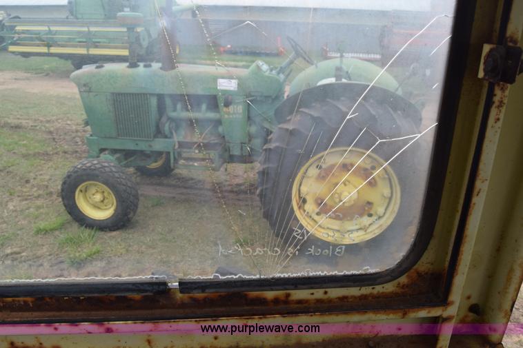 image for item E6359 John Deere 4010 tractor