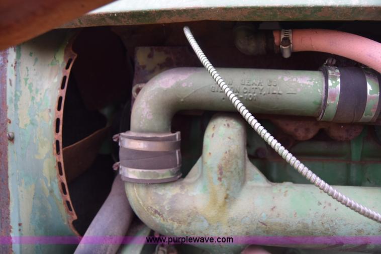 image for item E6359 John Deere 4010 tractor