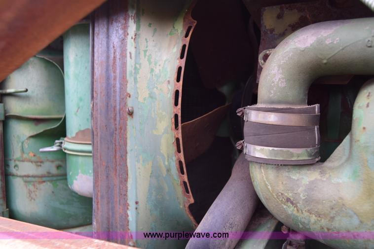 image for item E6359 John Deere 4010 tractor