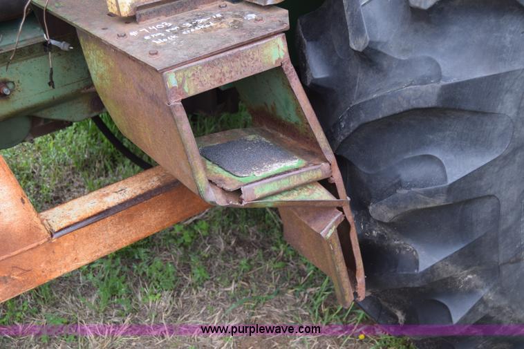 image for item E6359 John Deere 4010 tractor