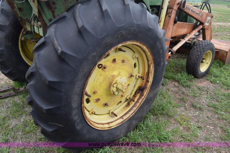 image for item E6359 John Deere 4010 tractor