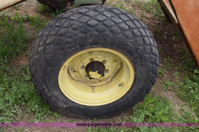 image for item E6359 John Deere 4010 tractor