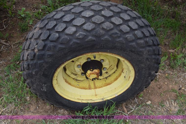 image for item E6359 John Deere 4010 tractor