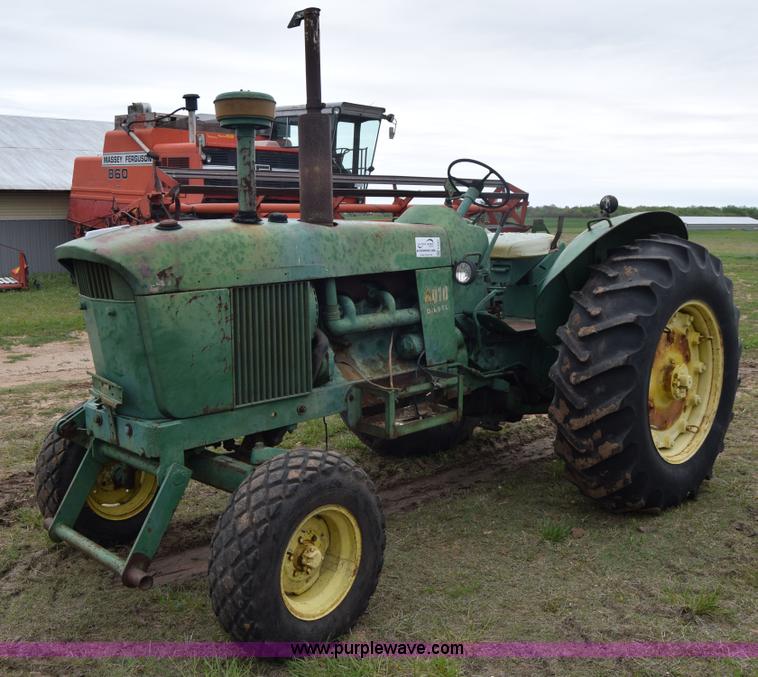 image for item E6360 John Deere 4010 tractor