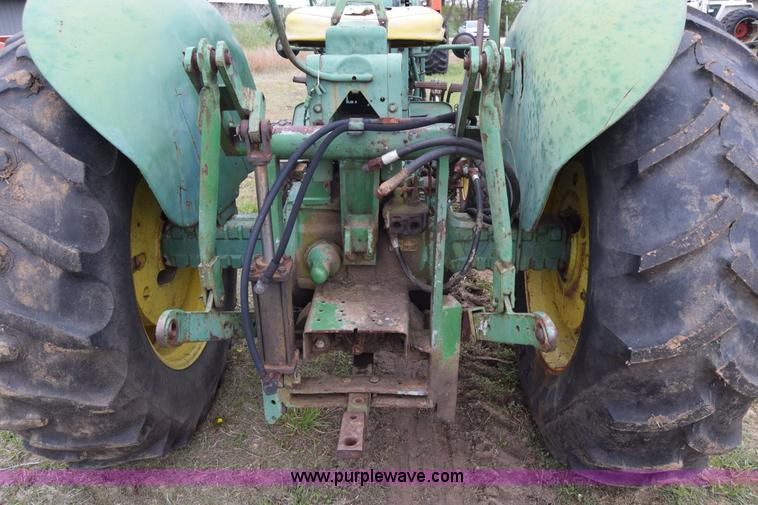 image for item E6360 John Deere 4010 tractor