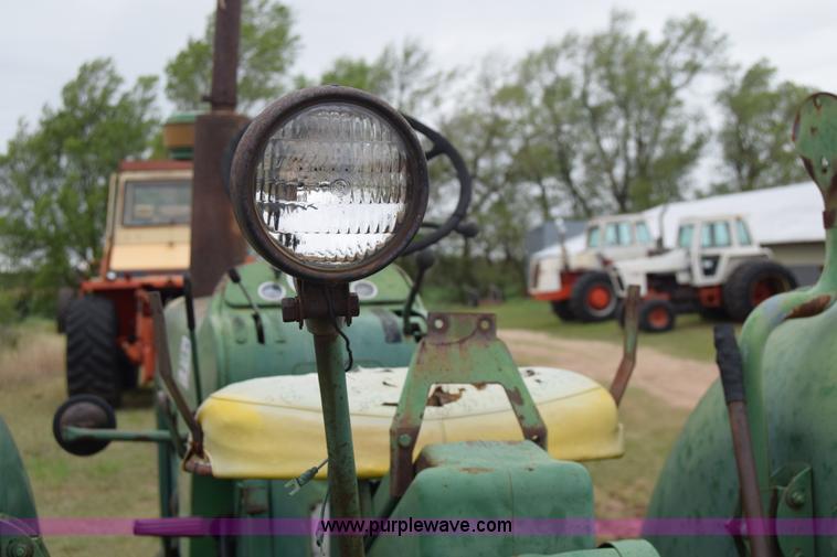 image for item E6360 John Deere 4010 tractor