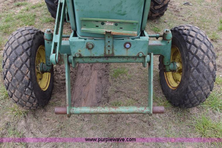 image for item E6360 John Deere 4010 tractor