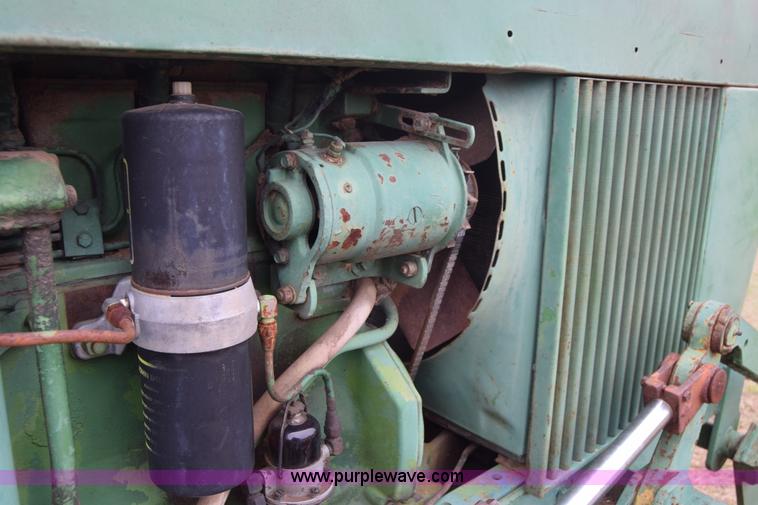 image for item E6360 John Deere 4010 tractor