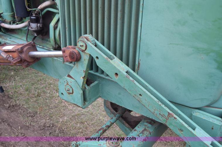 image for item E6360 John Deere 4010 tractor