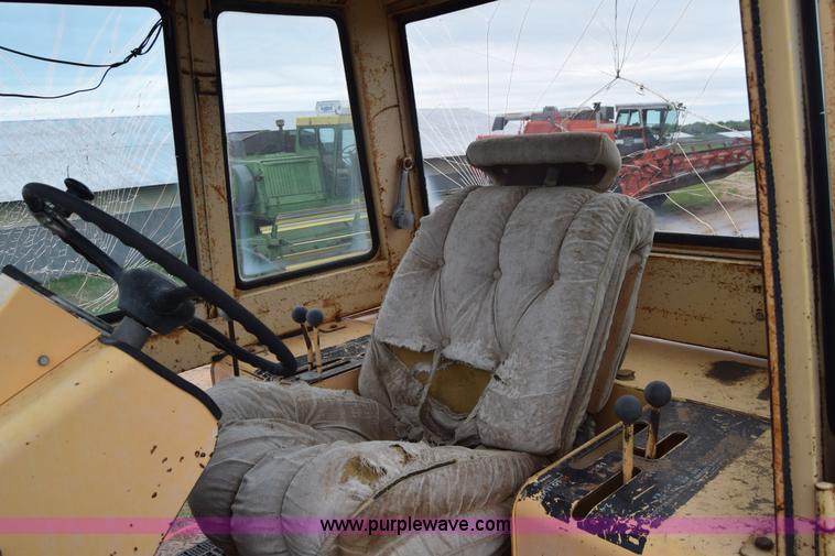 image for item E6363 Case 1470 4WD tractor