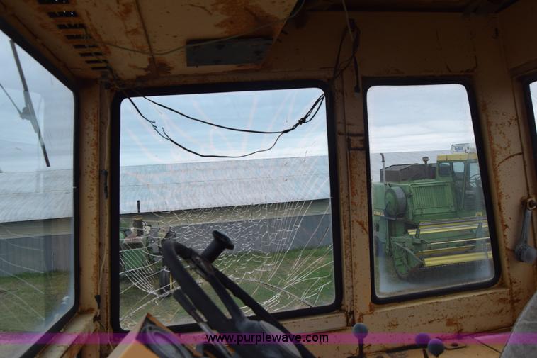 image for item E6363 Case 1470 4WD tractor