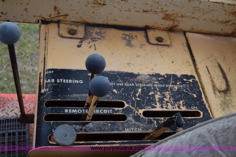 image for item E6363 Case 1470 4WD tractor