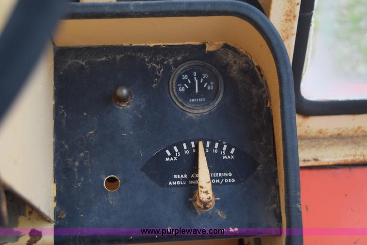 image for item E6363 Case 1470 4WD tractor