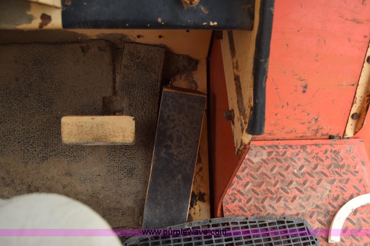 image for item E6363 Case 1470 4WD tractor