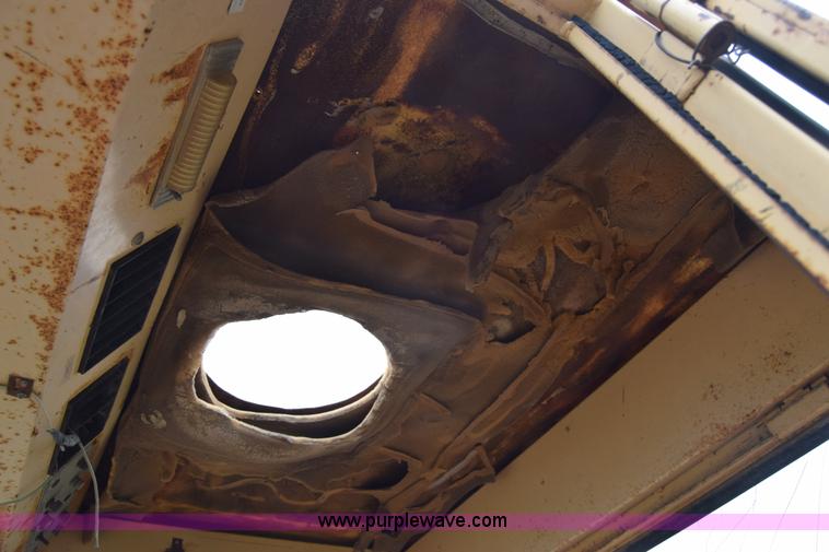 image for item E6363 Case 1470 4WD tractor