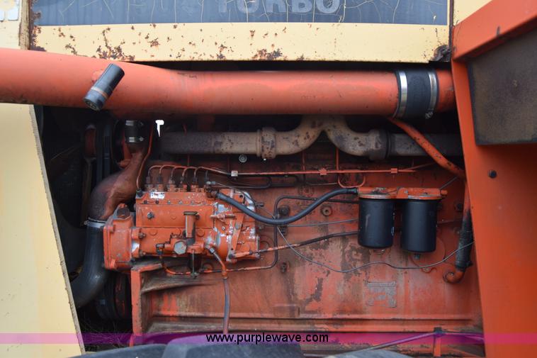 image for item E6363 Case 1470 4WD tractor