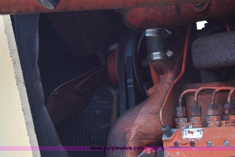 image for item E6363 Case 1470 4WD tractor