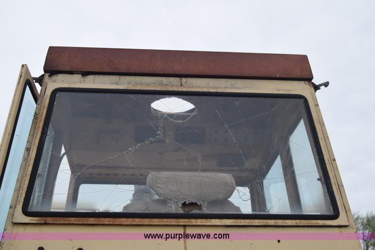 image for item E6363 Case 1470 4WD tractor