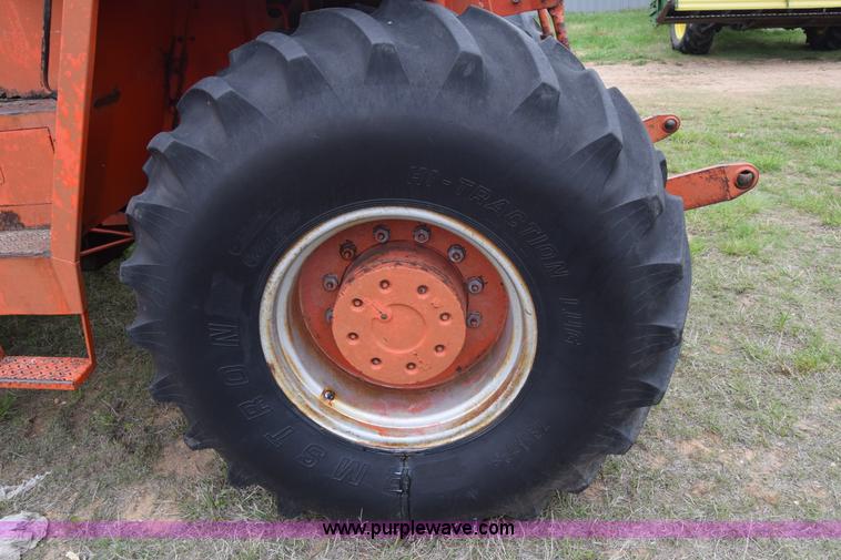 image for item E6363 Case 1470 4WD tractor