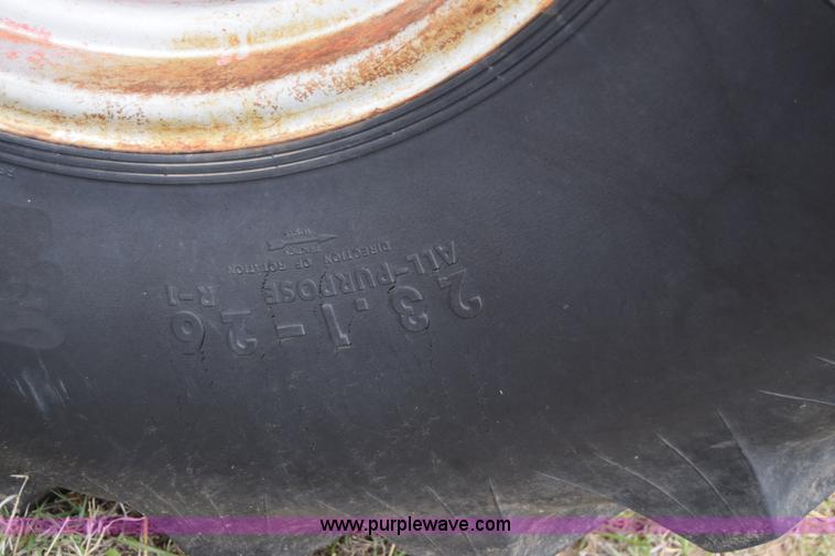 image for item E6363 Case 1470 4WD tractor