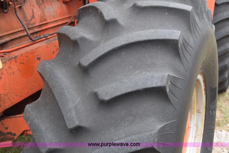 image for item E6363 Case 1470 4WD tractor