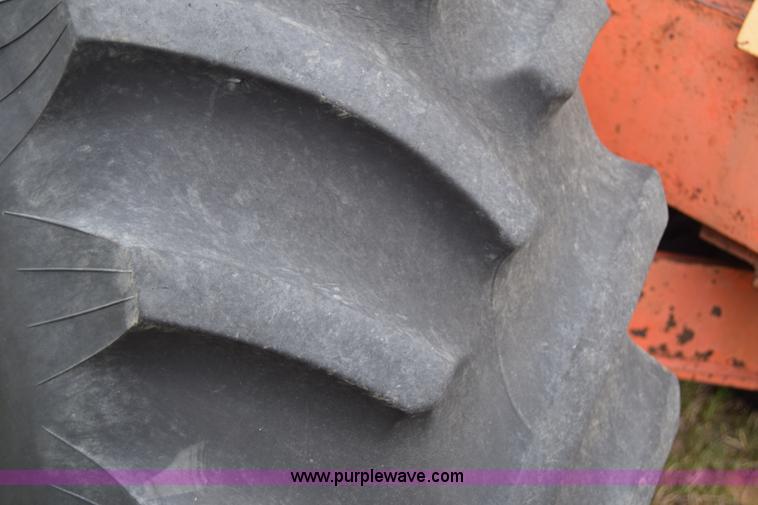 image for item E6363 Case 1470 4WD tractor