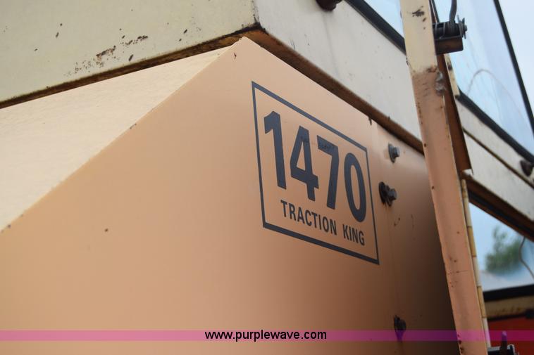 image for item E6363 Case 1470 4WD tractor