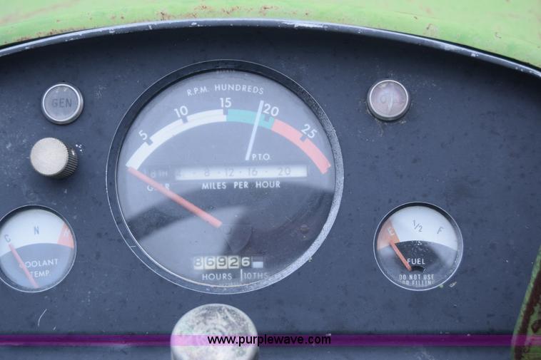 image for item E6364 John Deere 4020 tractor