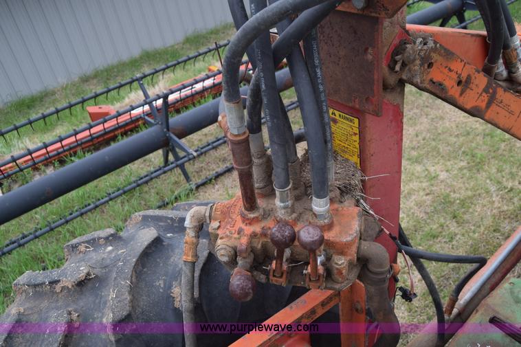 image for item E6364 John Deere 4020 tractor