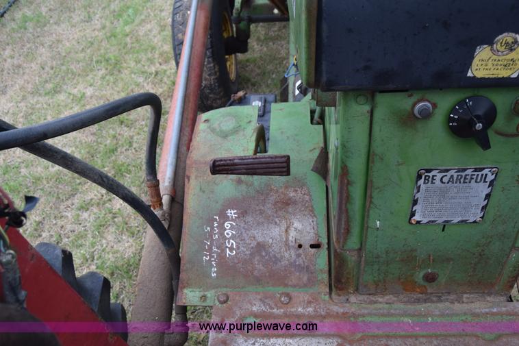 image for item E6364 John Deere 4020 tractor