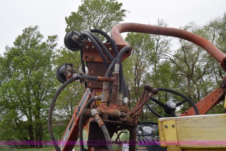 image for item E6364 John Deere 4020 tractor