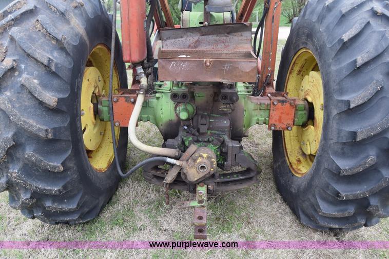 image for item E6364 John Deere 4020 tractor
