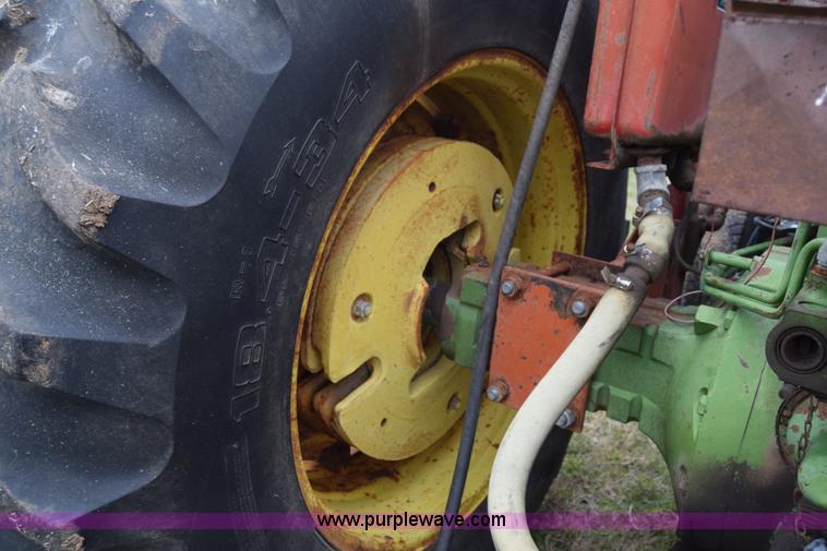 image for item E6364 John Deere 4020 tractor