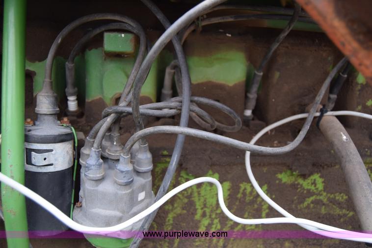 image for item E6364 John Deere 4020 tractor