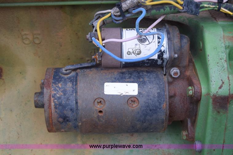 image for item E6364 John Deere 4020 tractor