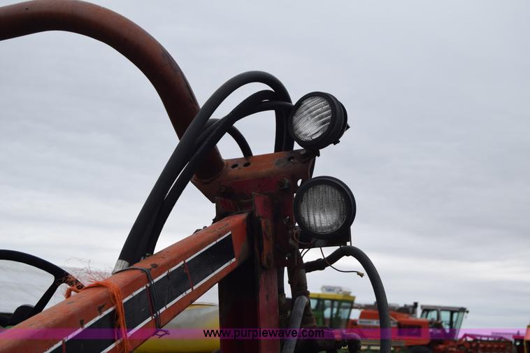 image for item E6364 John Deere 4020 tractor