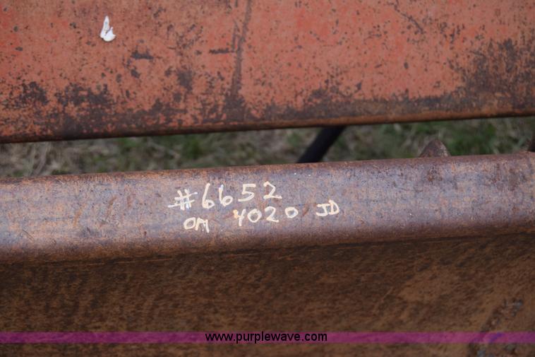 image for item E6364 John Deere 4020 tractor