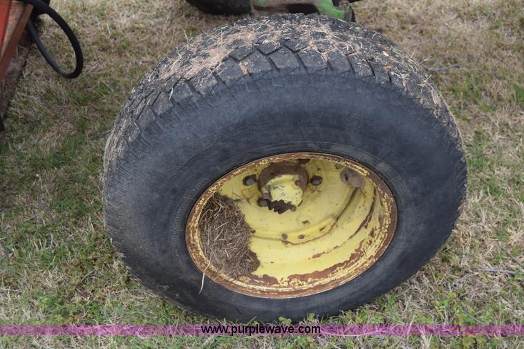 image for item E6364 John Deere 4020 tractor