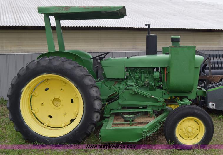 image for item E6365 John Deere 401 tractor