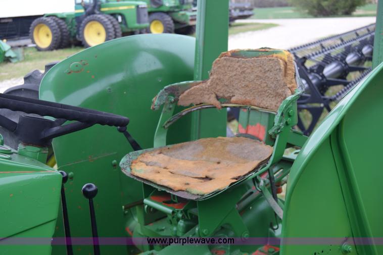 image for item E6365 John Deere 401 tractor