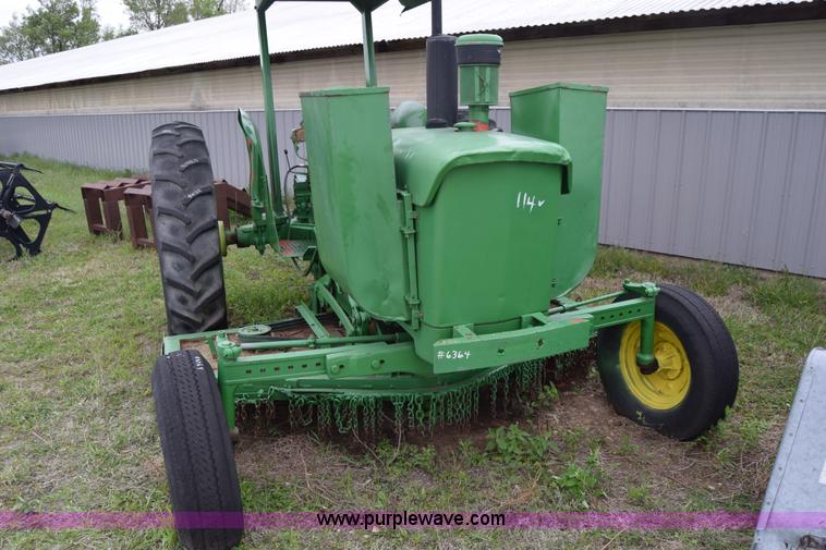 image for item E6365 John Deere 401 tractor